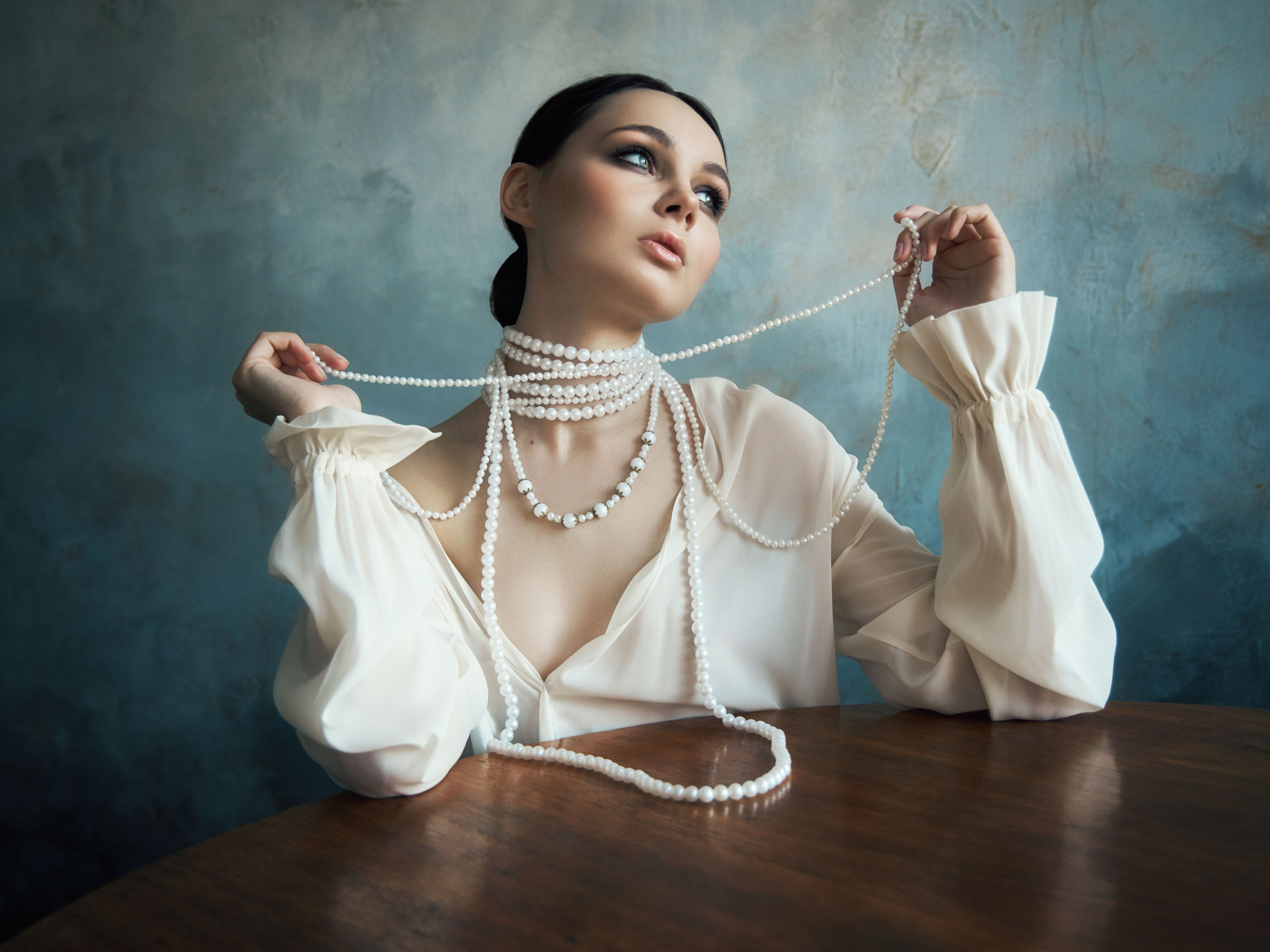 Woman with Pearls 
